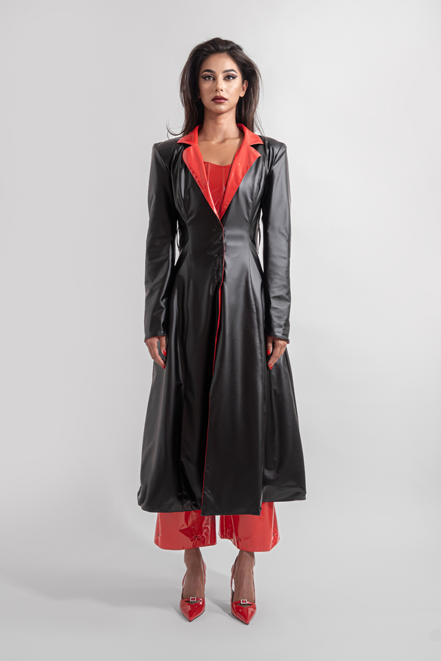 reversible_latex_look_and_vegan_leather_trench_coat_black_red_front_closed