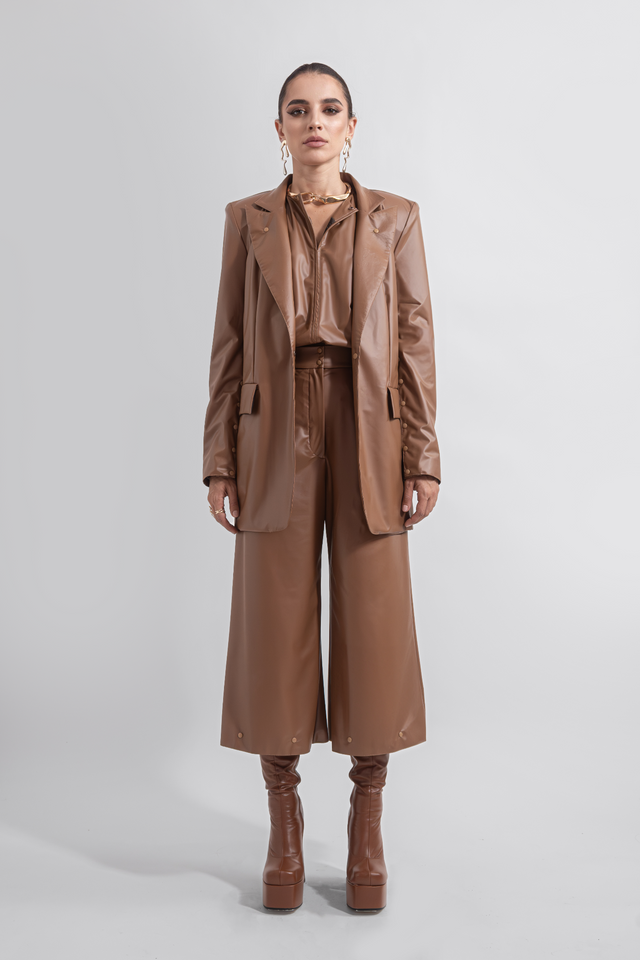 single_breasted_blazer_light_brown_open_front_relatexfit