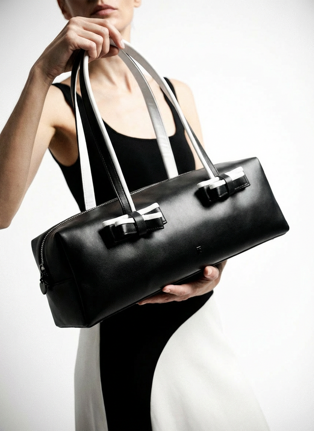 The Noir Leather Shoulder Bag - Black