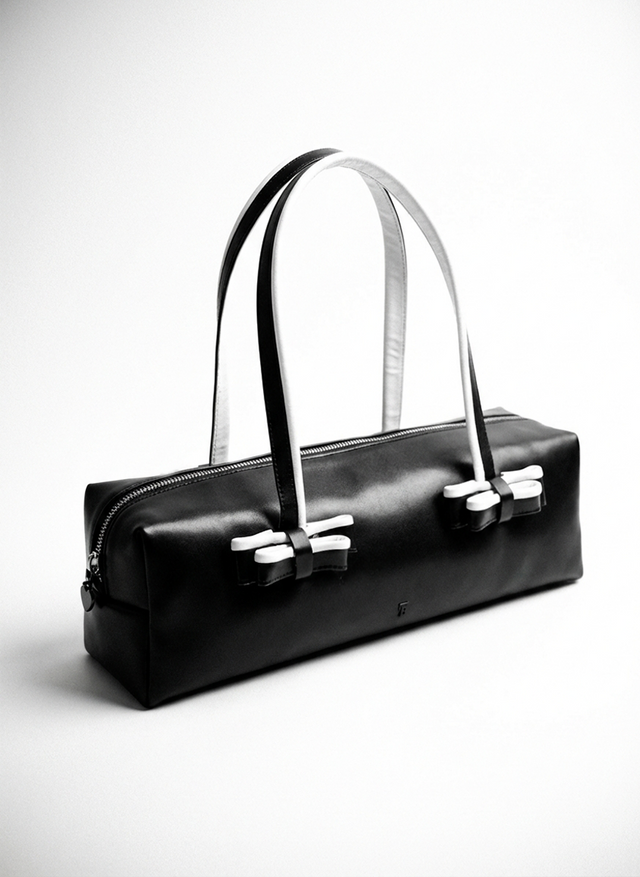 The Noir Leather Shoulder Bag - Black