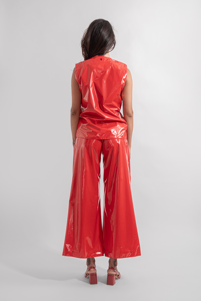 latex_look_sleeveless_top_red_back