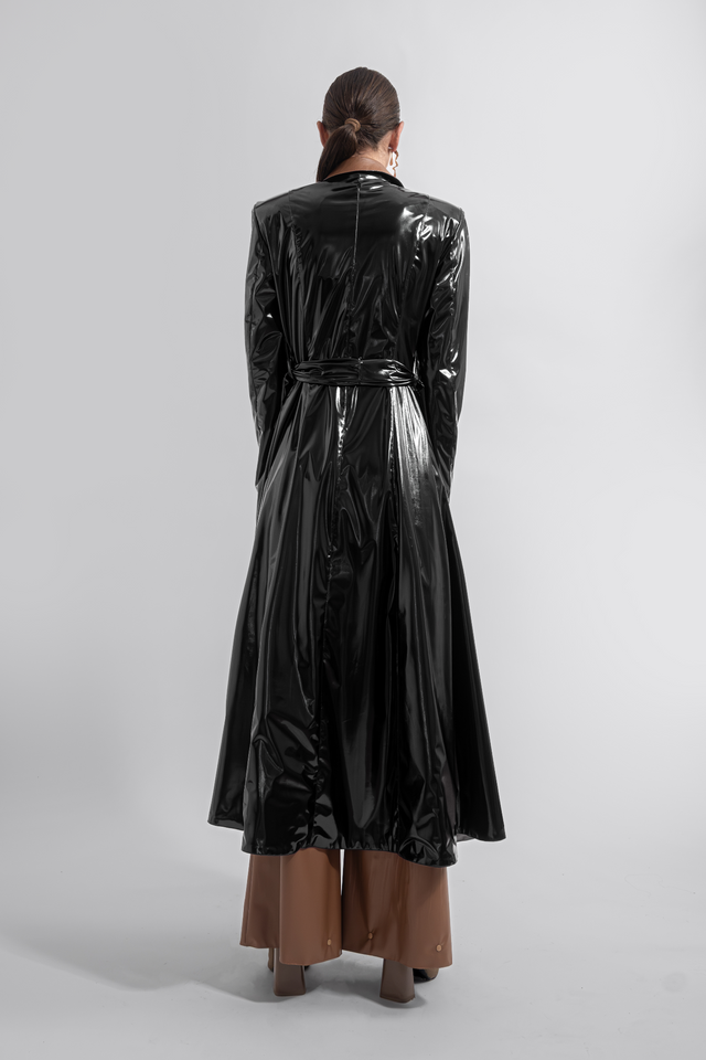 reversible_latex_look_and_vegan_leather_trench_coat_black_brown_back_2